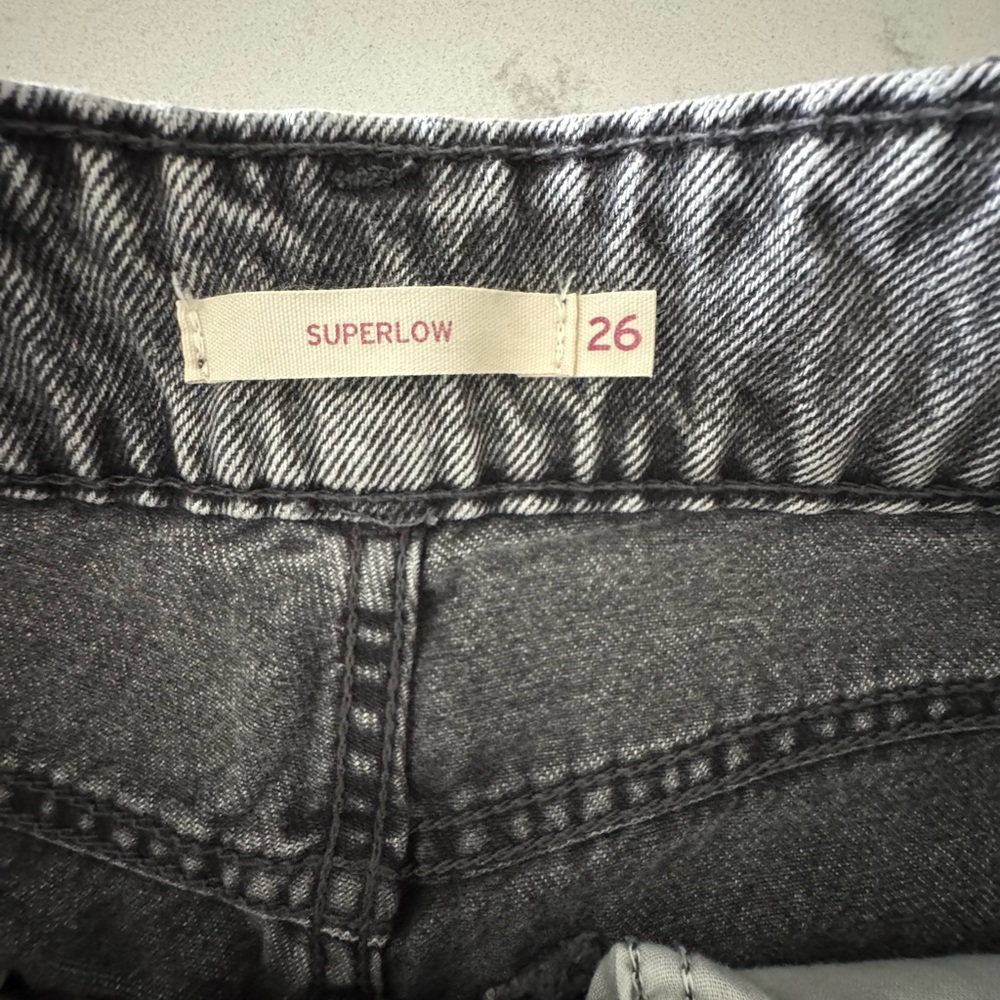 Levi's women’s Black and Gray superlow Jeans - Picture 10 of 10